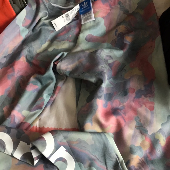 Adidas pink camo set - Picture 5 of 5